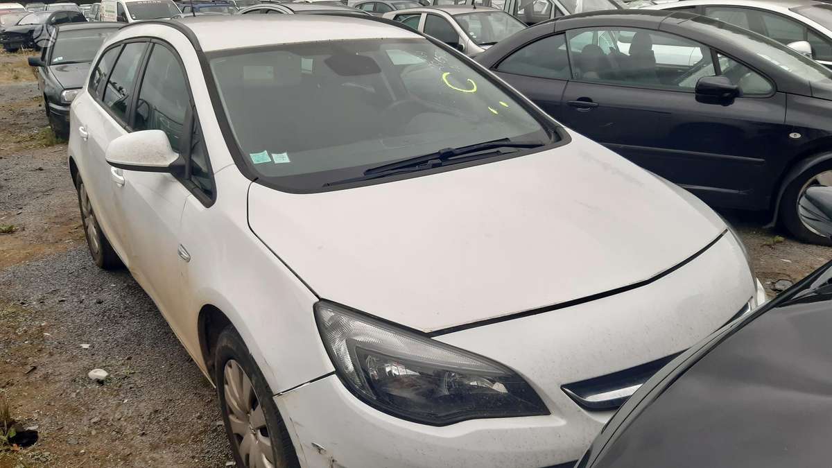 Opel Astra, 2014