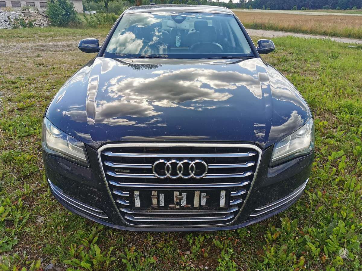 Audi A8