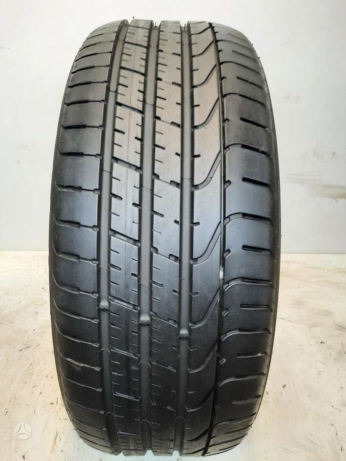 Pirelli P-Zero RFT 2021m, летние 225/40 R19