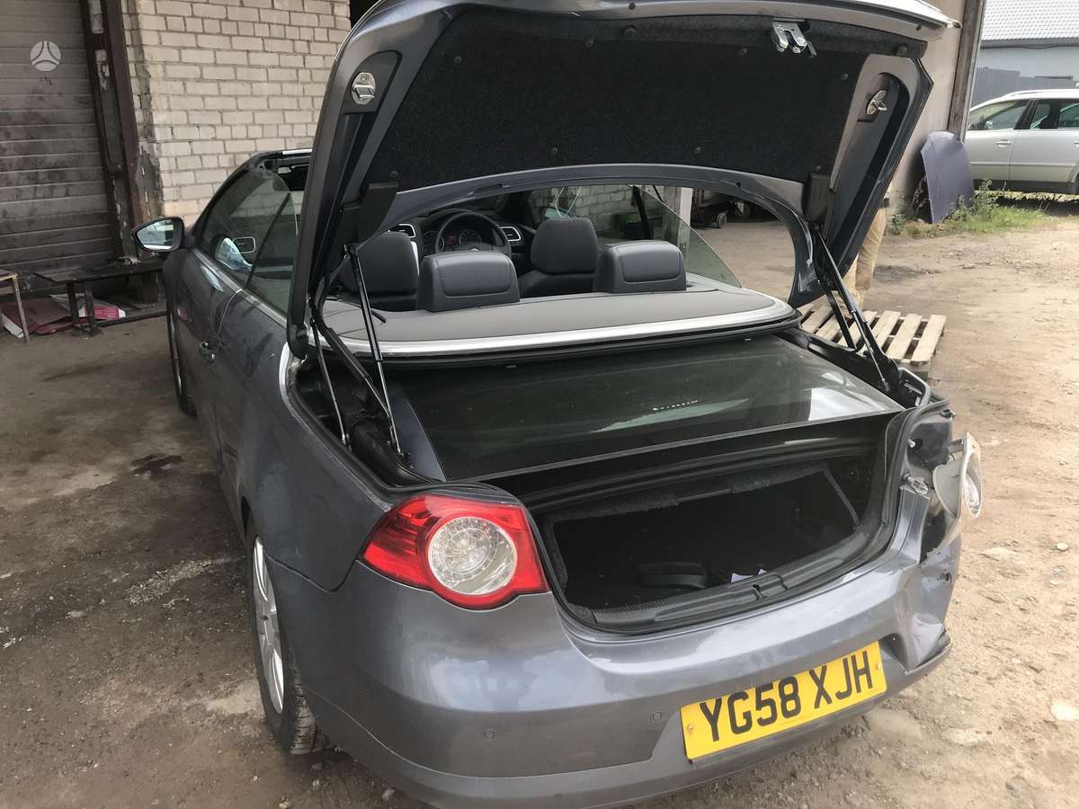 Volkswagen Eos dalimis