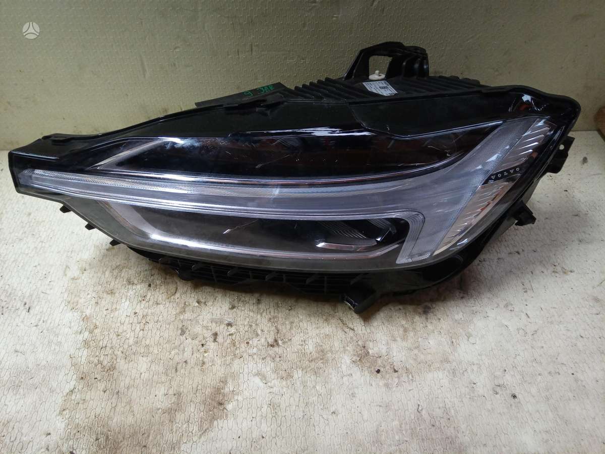 Volvo XC60 детали кузова