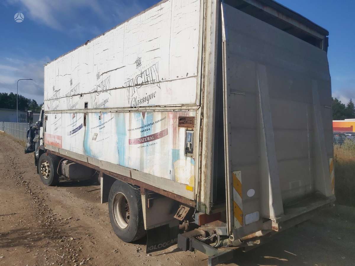 Volvo FL6, sunkvežimiai
