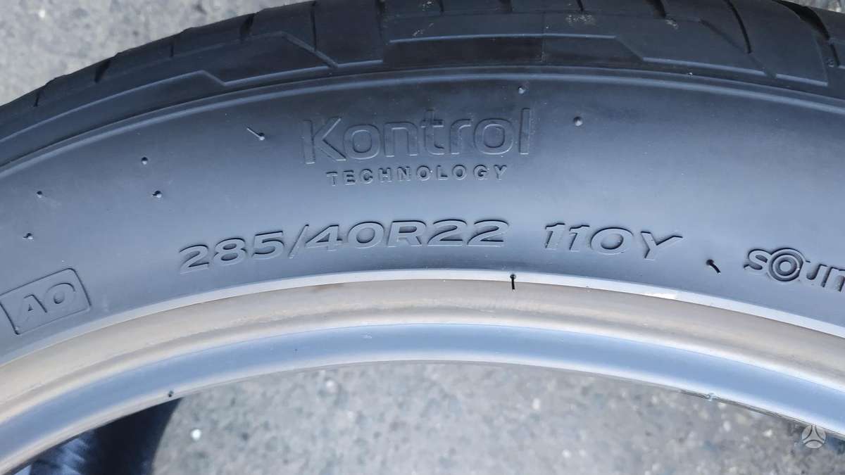 Hankook, vasaras 285/40 R22