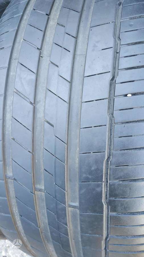 Hankook, летние 285/40 R22