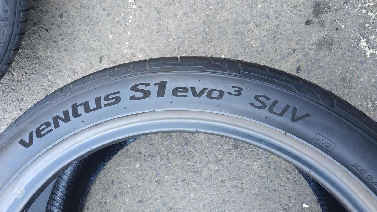Hankook, летние 285/40 R22