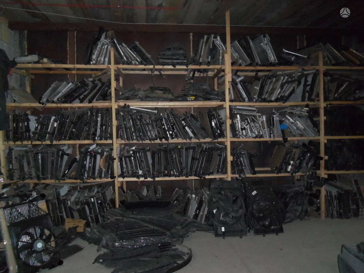 Opel Antara body parts