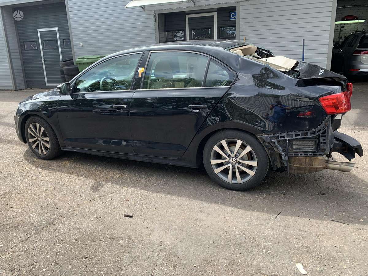 Volkswagen Jetta for parts