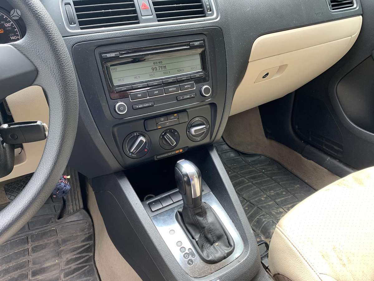 Volkswagen Jetta for parts