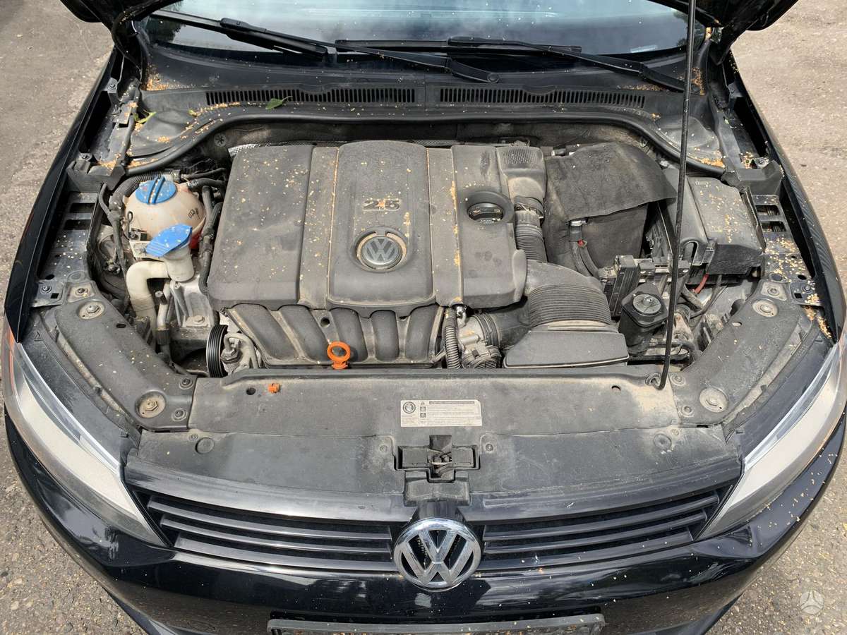 Volkswagen Jetta for parts