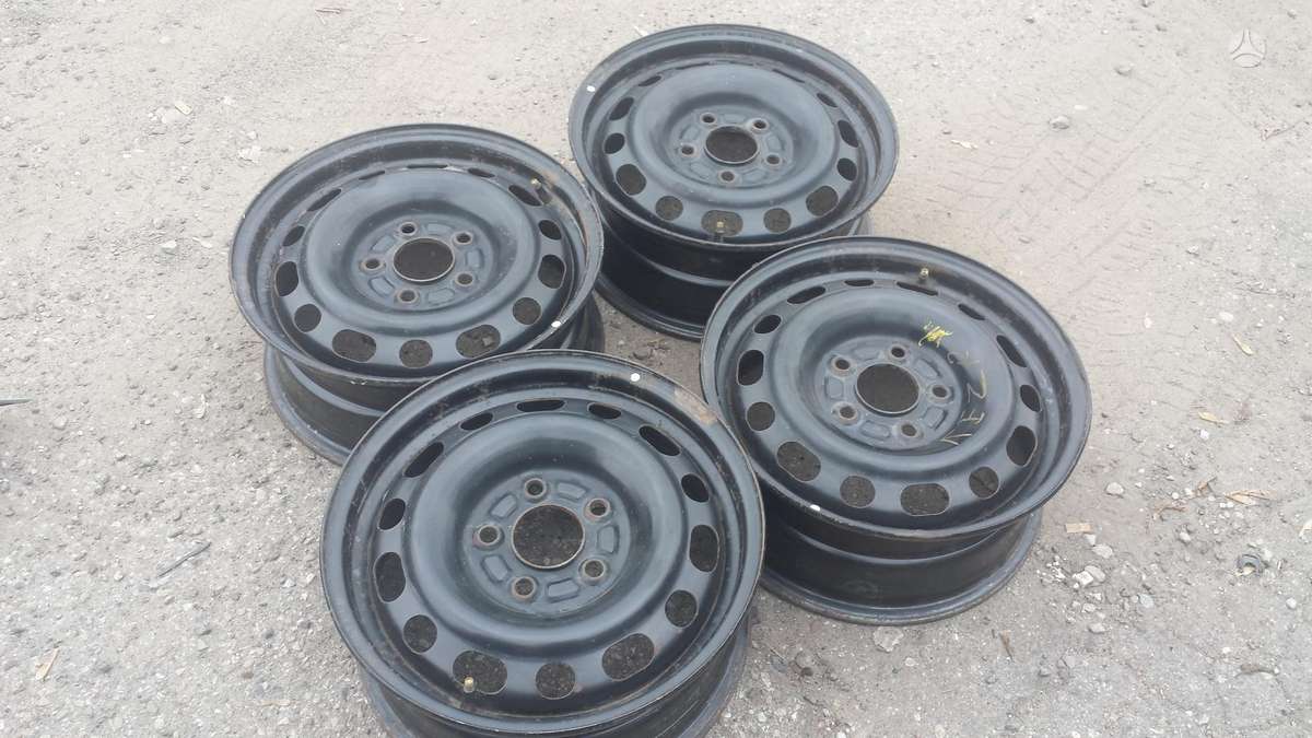Chrysler, plieniniai štampuoti, R15