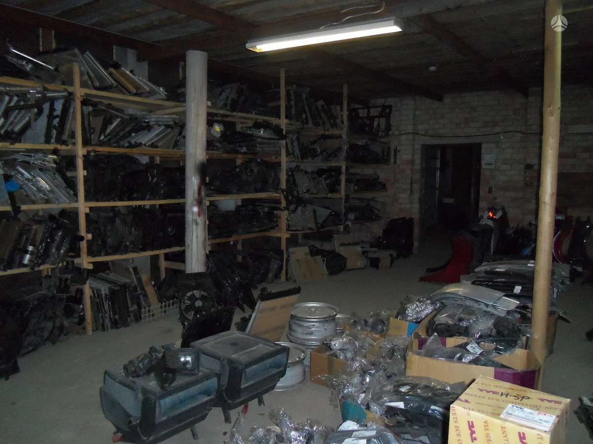 Opel Zafira body parts