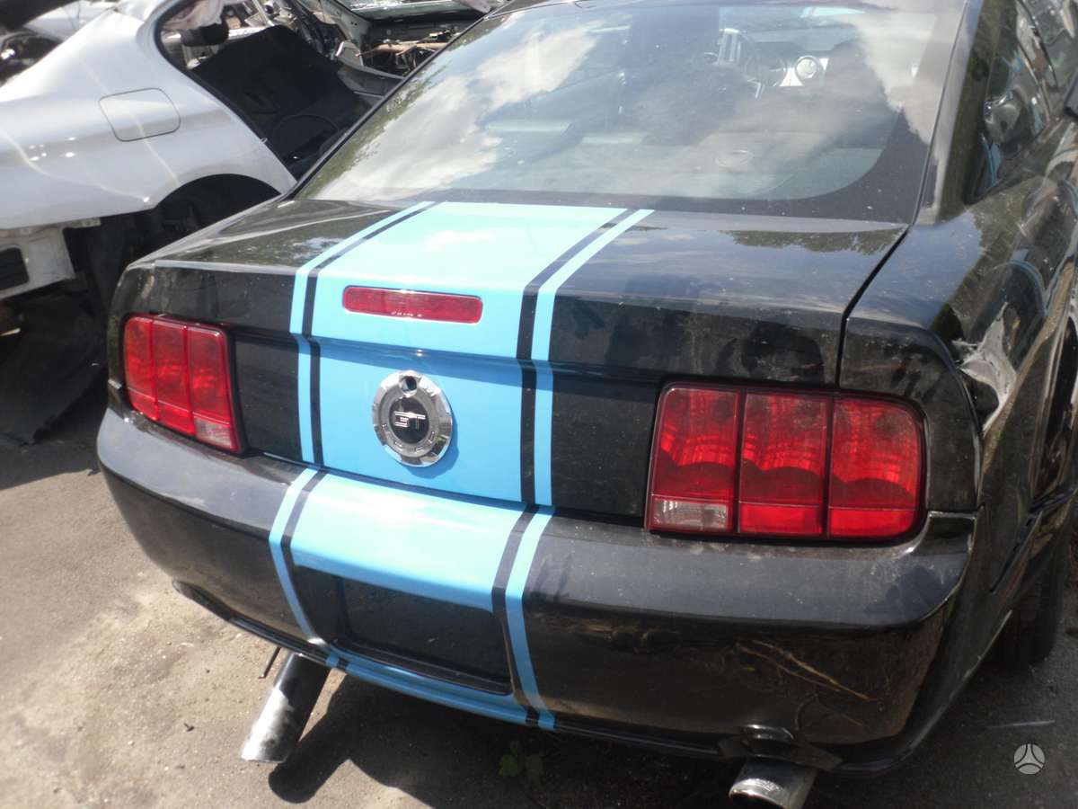 Ford Mustang for parts