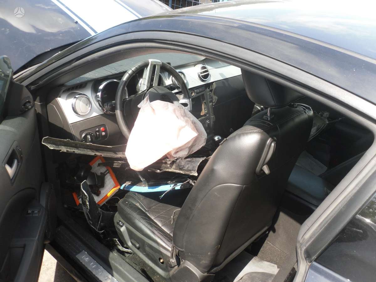 Ford Mustang for parts