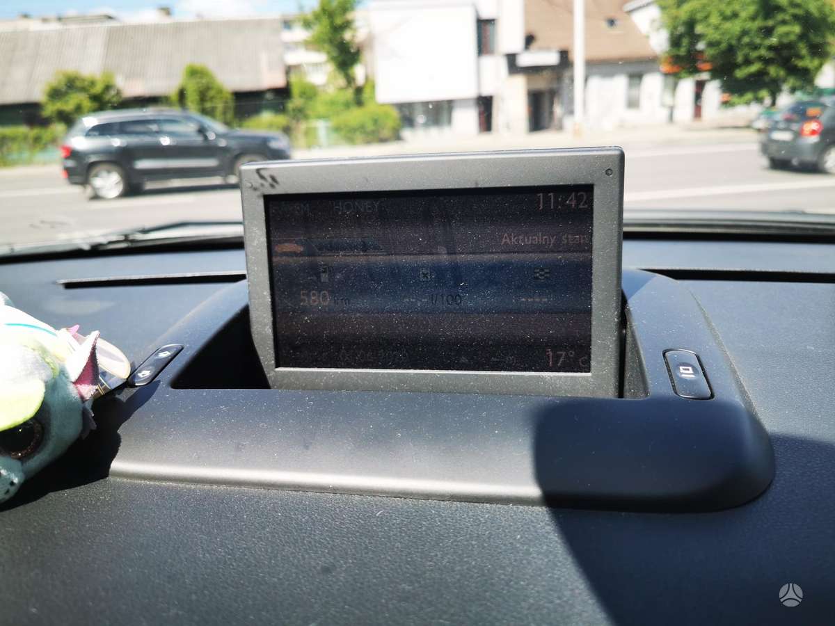 -Kita- Navigacijos, Carplay, Multimedijos, el.servisas, software