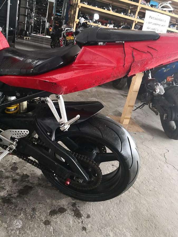 Yamaha YZF, sportiniai / superbikes