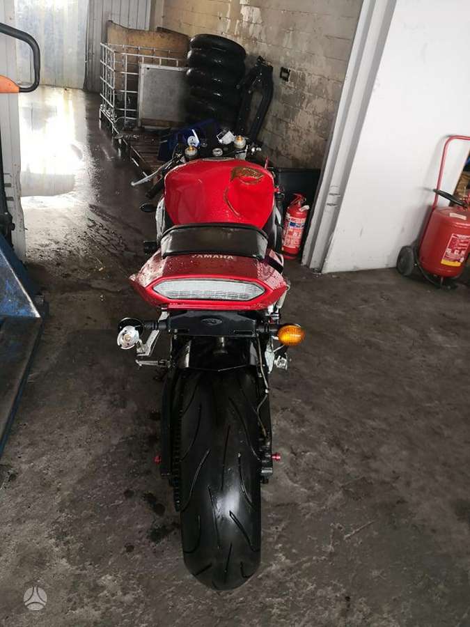 Yamaha YZF, sportiniai / superbikes