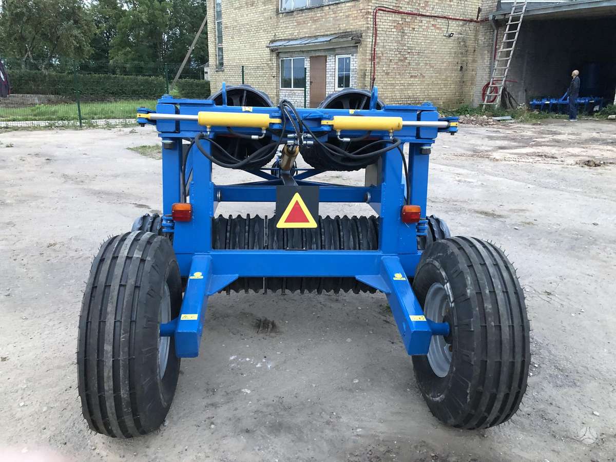 -Kita- Orlik-6, compacting, leveling rollers