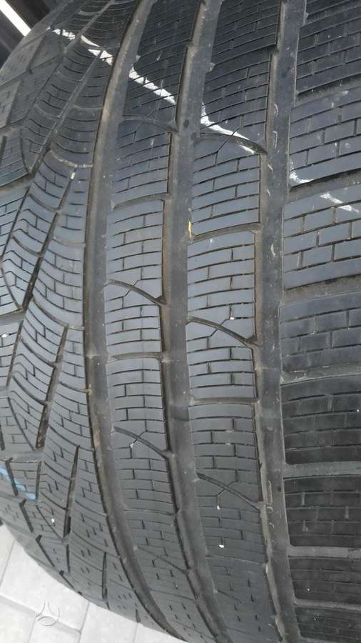 Pirelli, зимние 295/30 R19