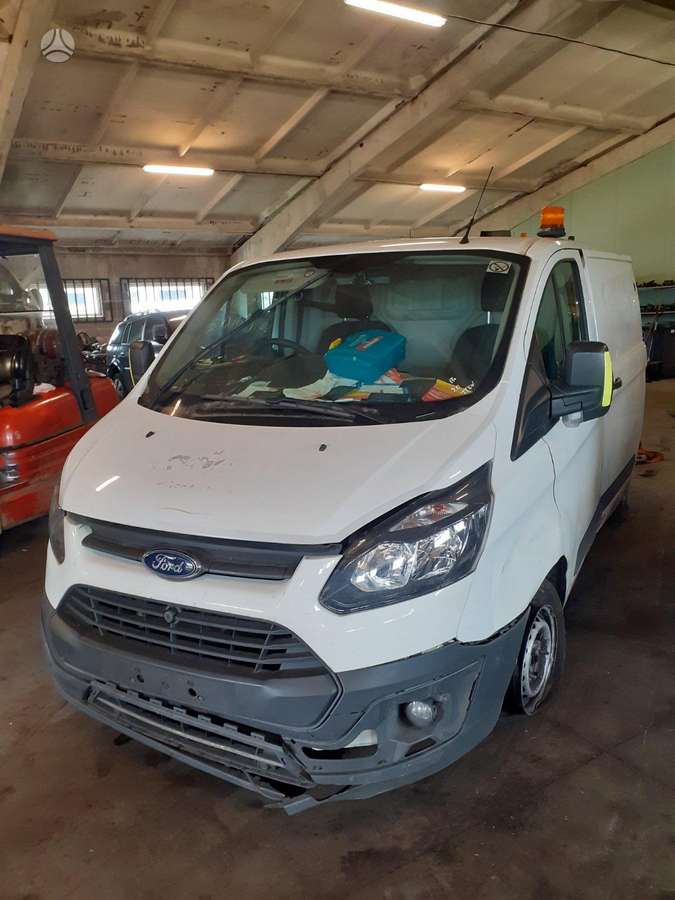 Ford Transit Custom rezerves daļās