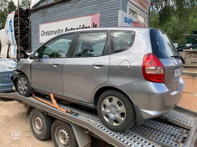 Honda Jazz по частям