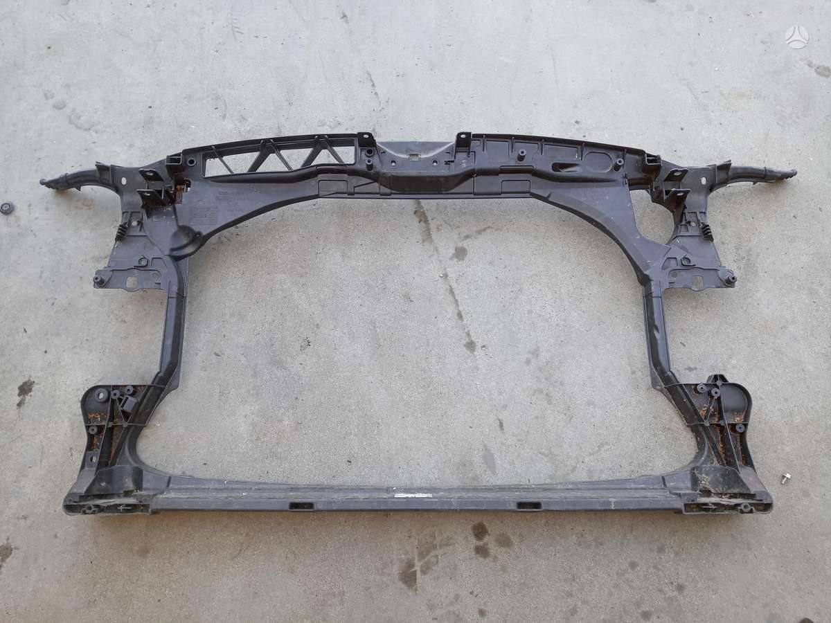 Audi A6 kėbulo dalys