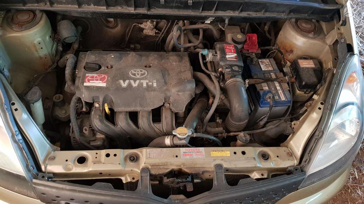 Toyota Yaris Verso