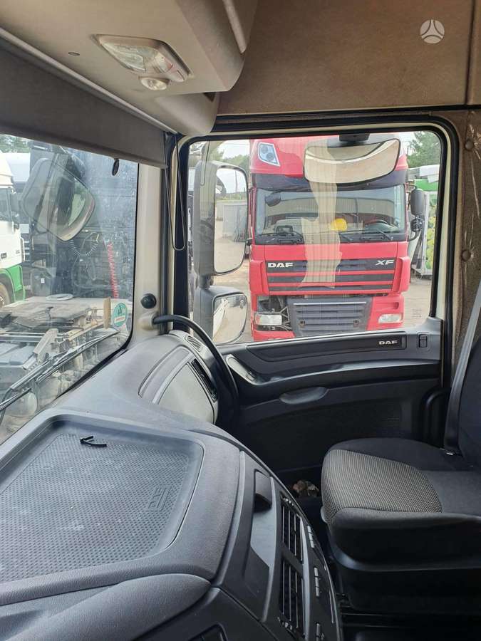 DAF XF, semi-trailer trucks