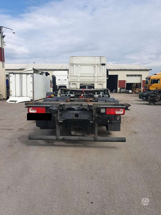 DAF XF, semi-trailer trucks