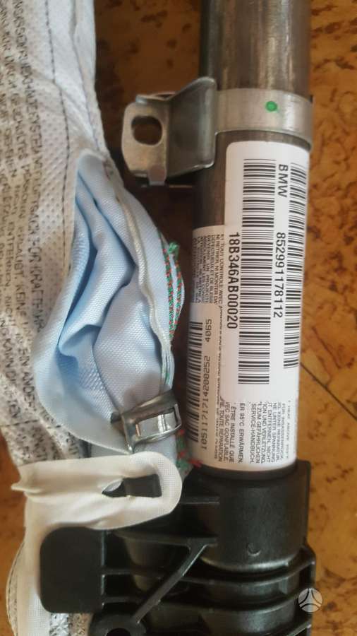 BMW X1 airbags