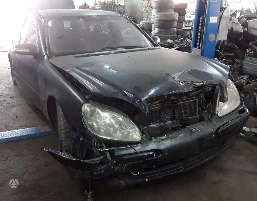Mercedes-Benz S400