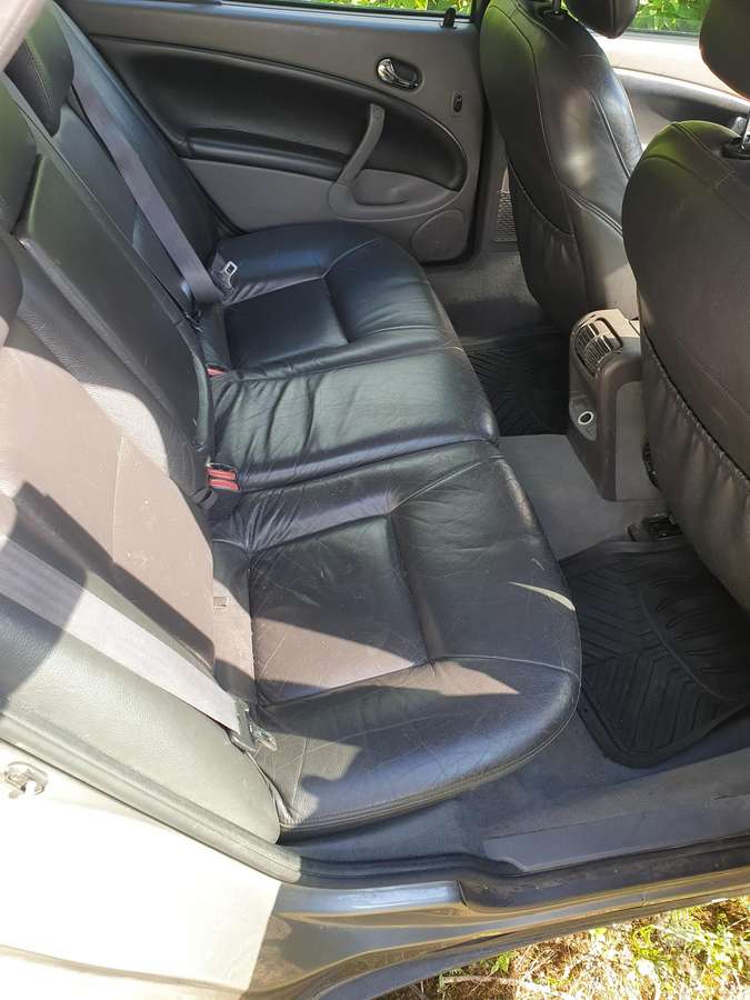 Saab 9-5 for parts