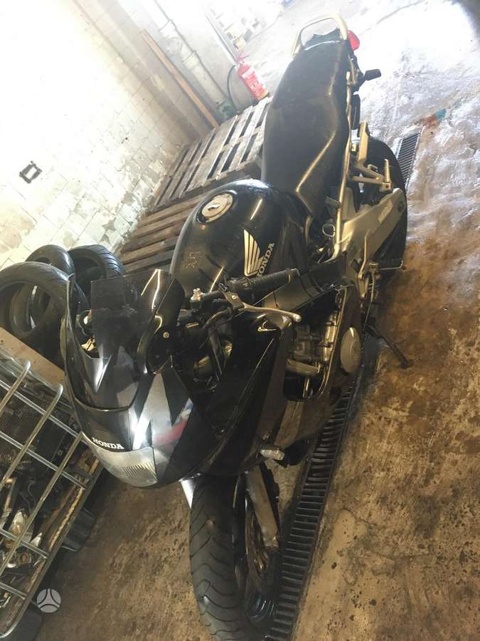 Honda CBR, sportiniai / superbikes