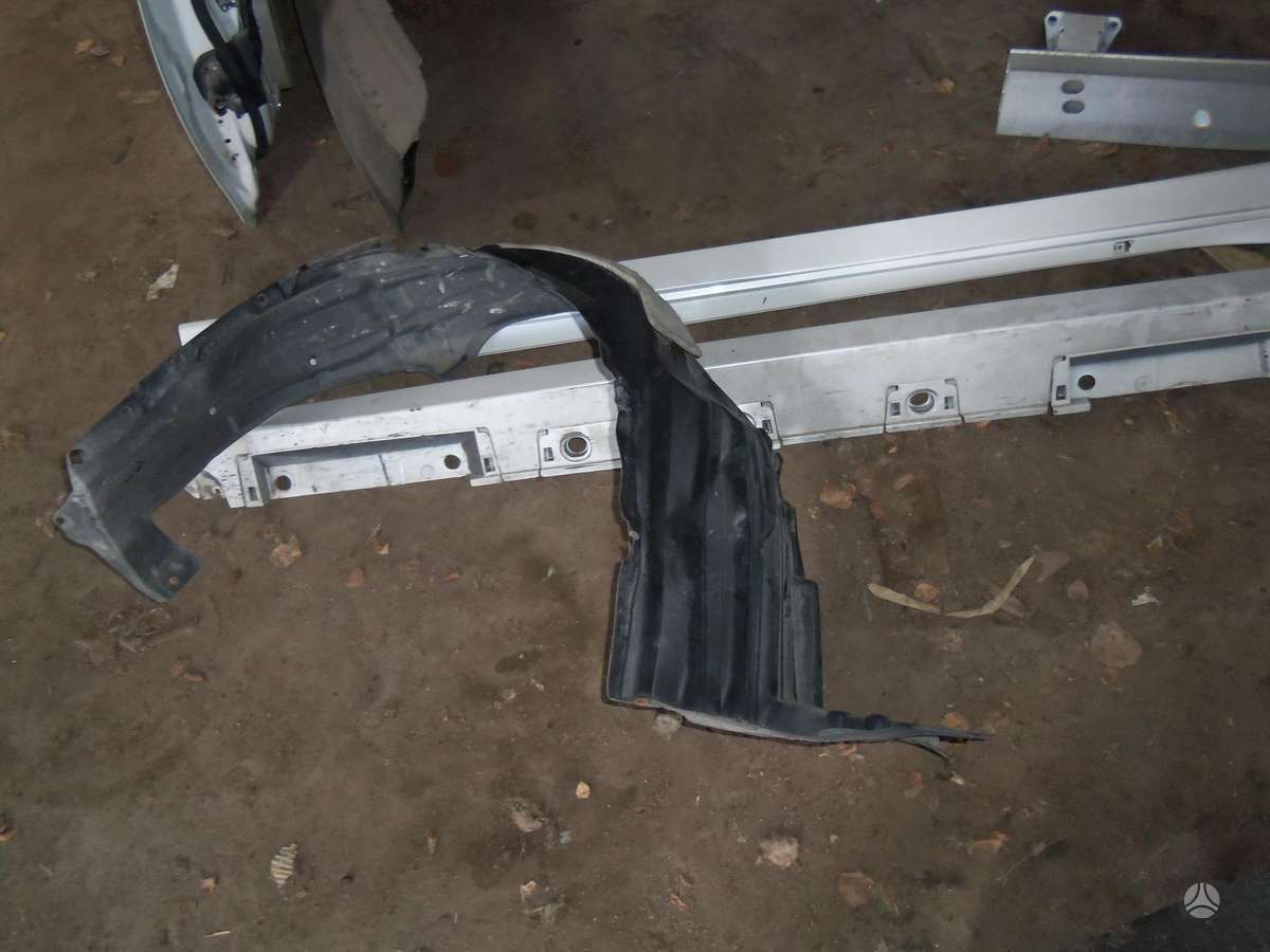 Lexus CT 200h body parts