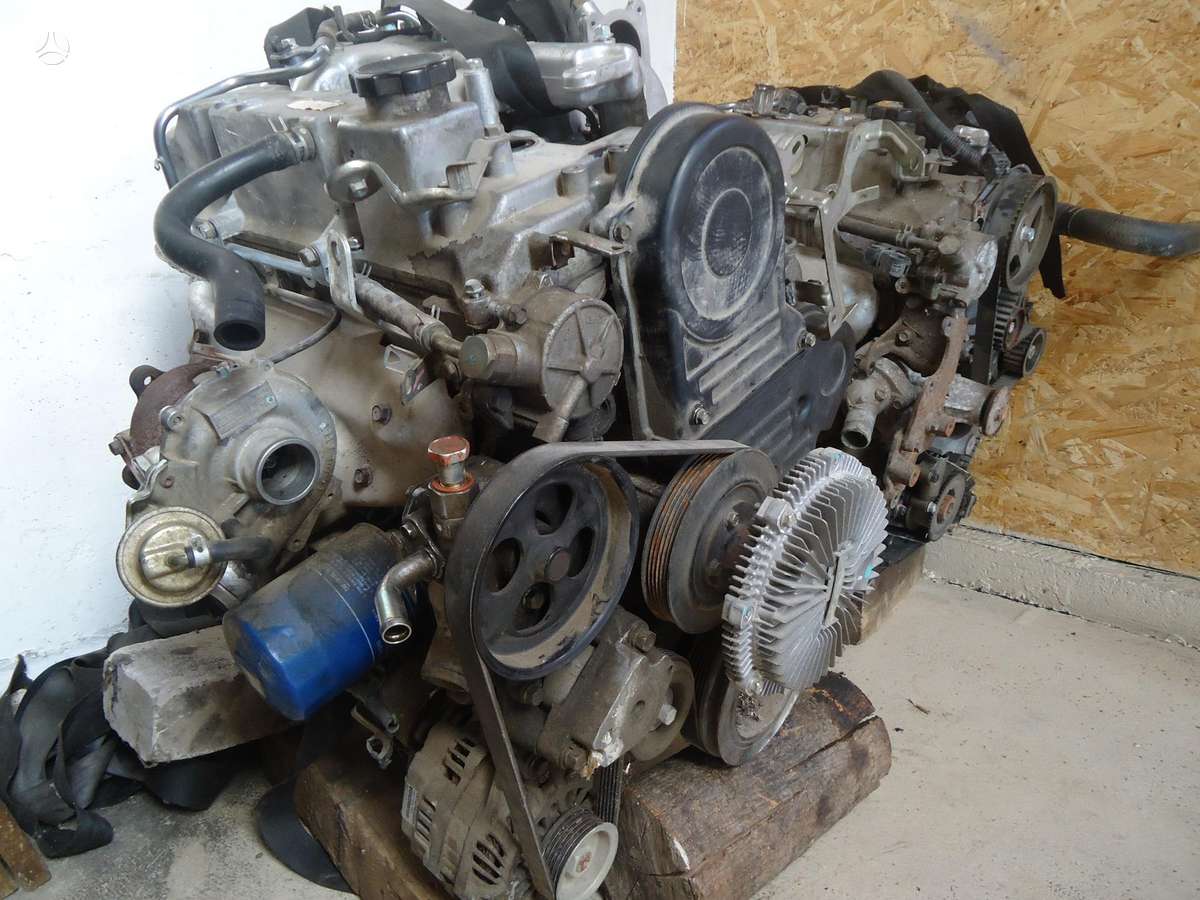 Mitsubishi L200 детали кузова
