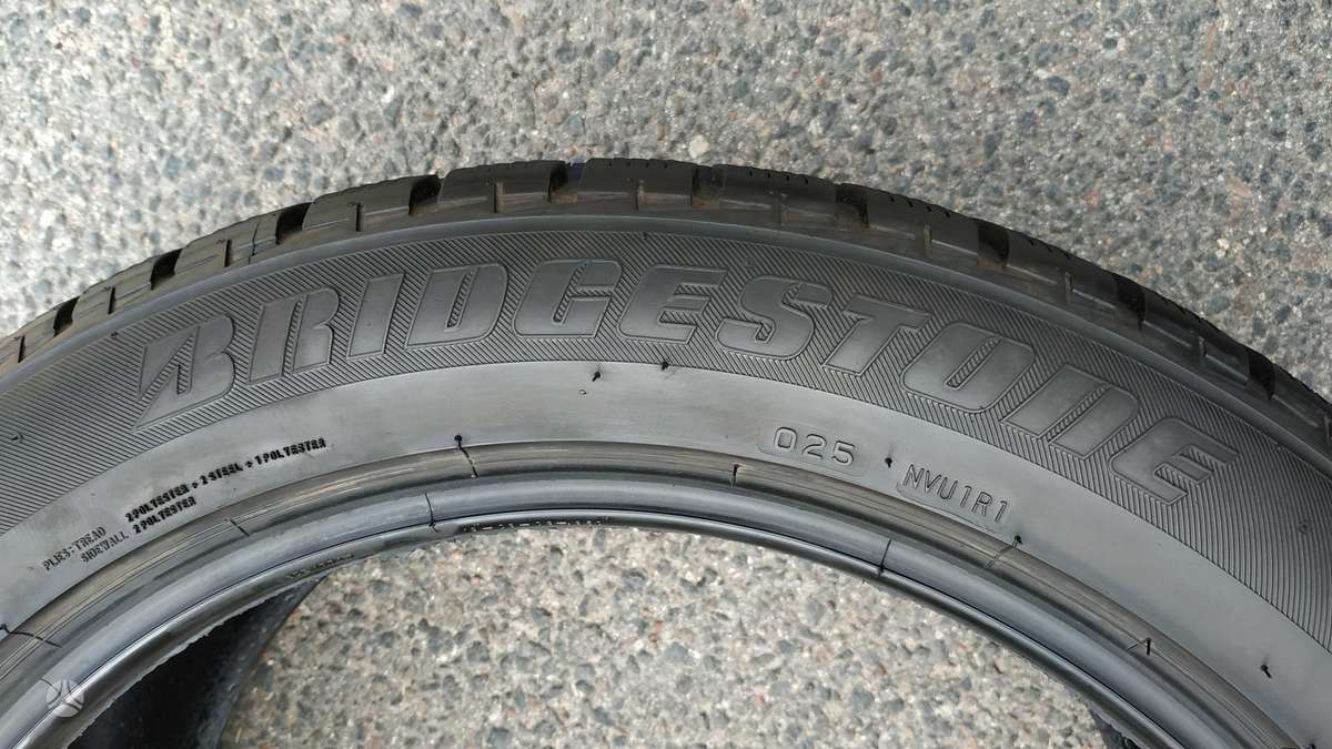 Bridgestone, winter 235/50 R19