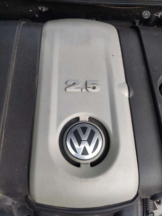 Volkswagen Jetta - 3
