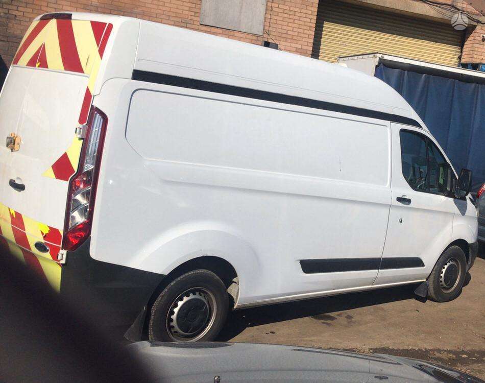 Ford Tourneo custom, passenger vans