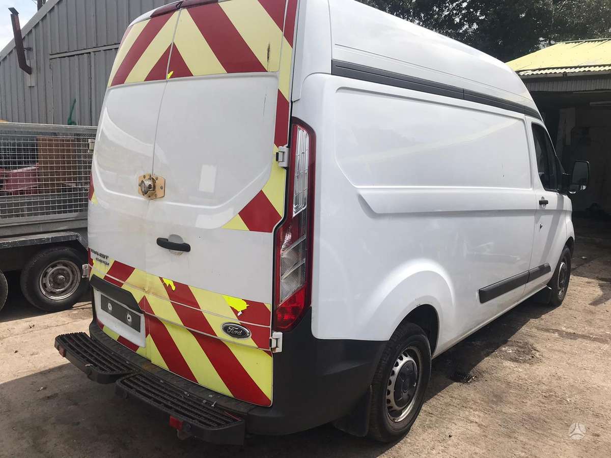 Ford Tourneo custom, passenger vans