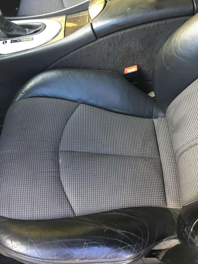Mercedes-Benz E220