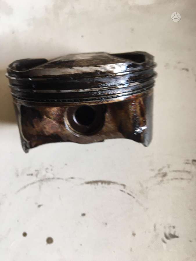 BMW 3 serija, N42B20A, pistons