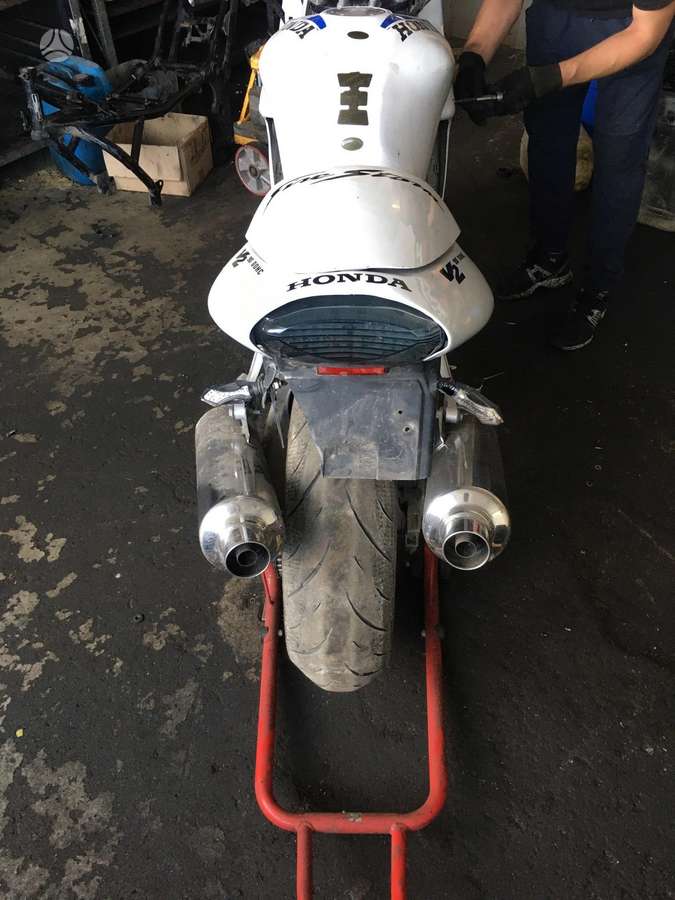 Honda VTR, sportiniai / superbikes