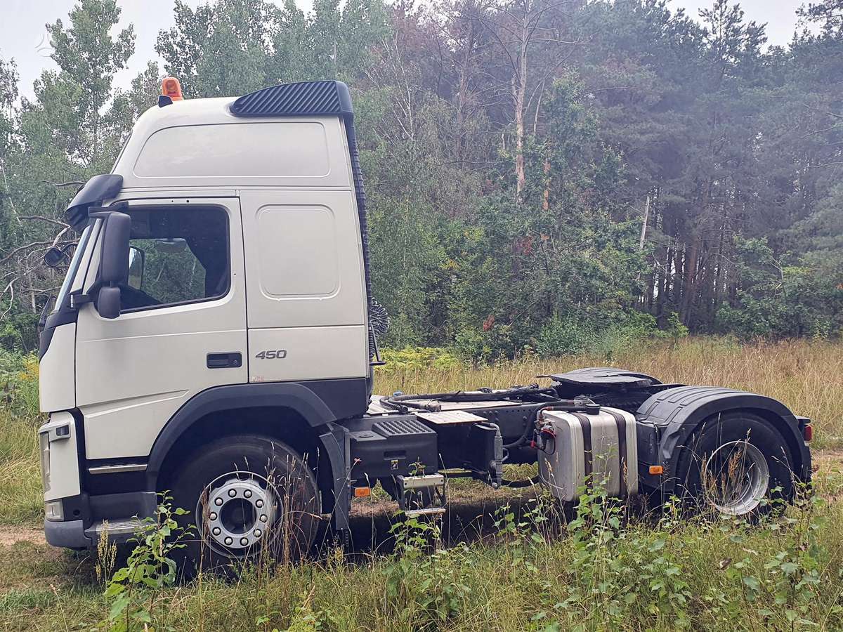 Volvo FM4 dalimis, тягачи