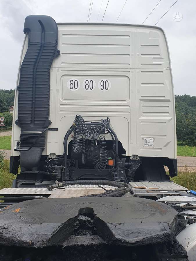 Volvo FM4 dalimis, тягачи