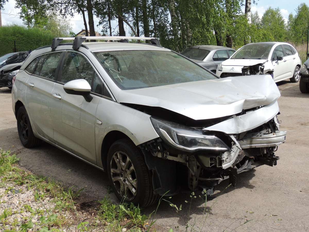 Opel Astra Google maps autokapseta basic waze autokapseta basic
