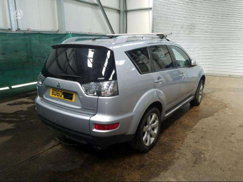 Mitsubishi Outlander rezerves daļās