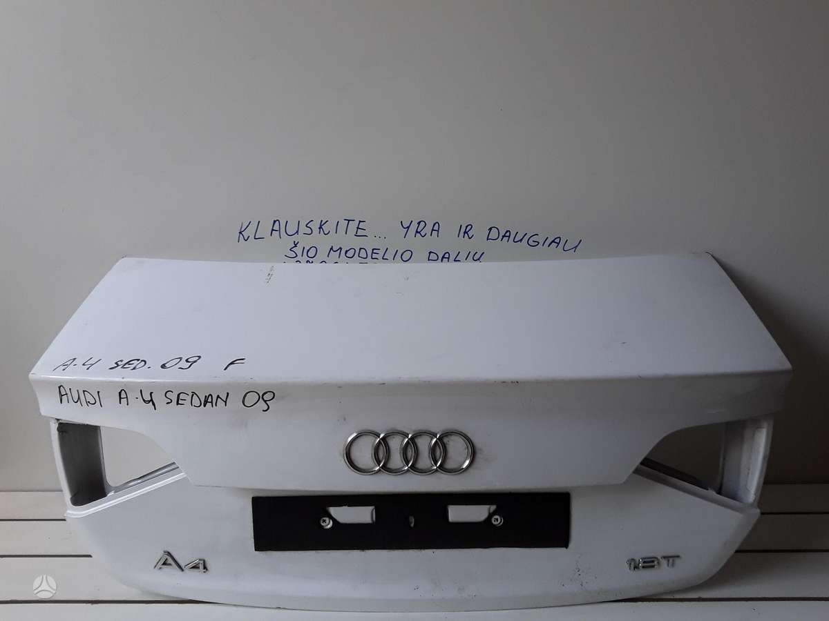 Audi A4 dalimis