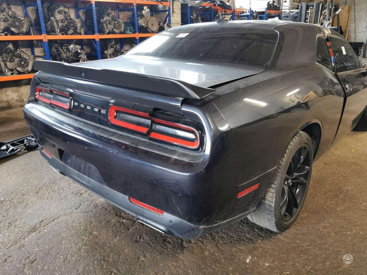 Dodge Challenger