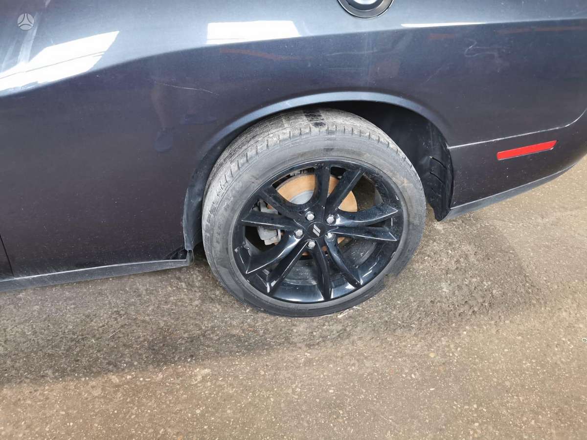 Dodge Challenger