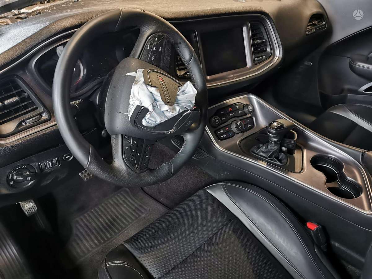 Dodge Challenger