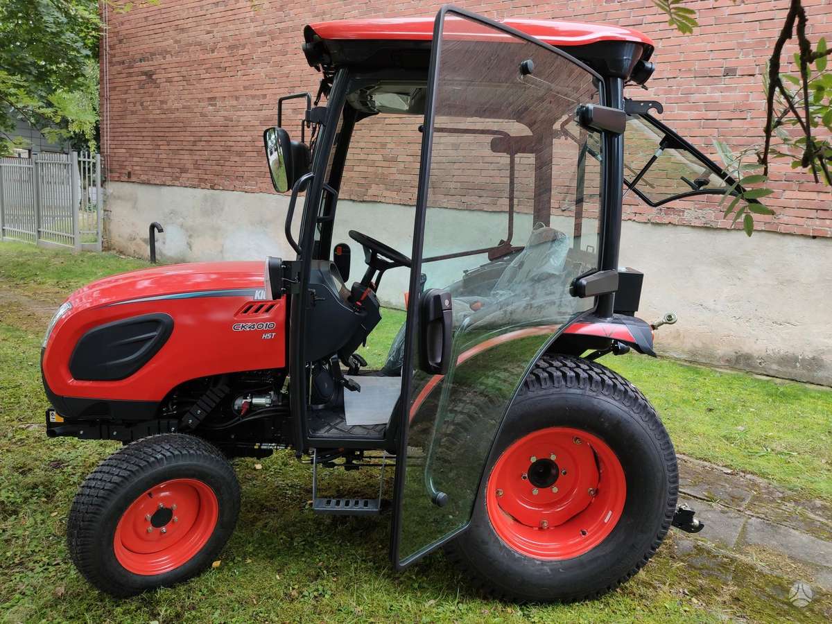 Kioti CK4030, traktori